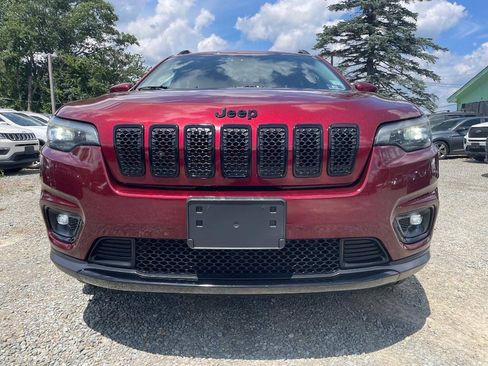 Used 2020 Jeep Cherokee Latitude Plus AWD/4WD image 3