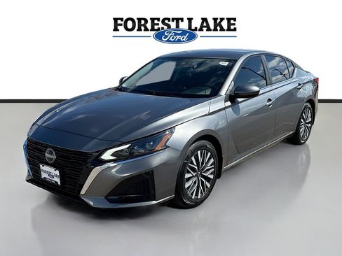 Used 2023 Nissan Altima 2.5 SV FWD image 3
