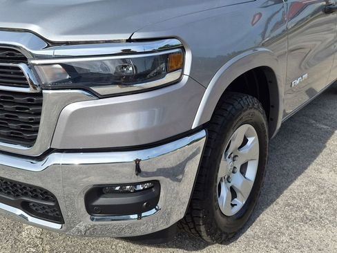 Used 2025 RAM 1500 Big Horn AWD/4WD image 9