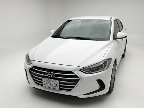 Used 2018 Hyundai Elantra SEL image 7