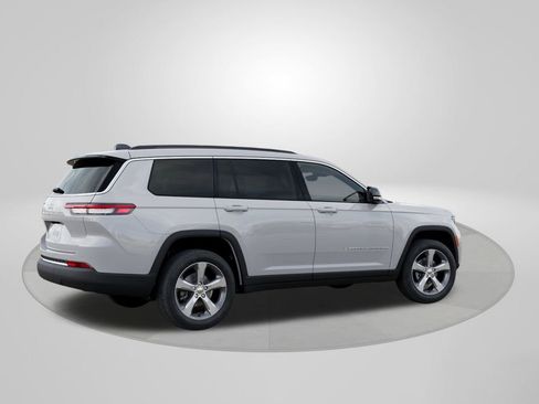 New 2026 Jeep Grand Cherokee L Limited RWD image 4