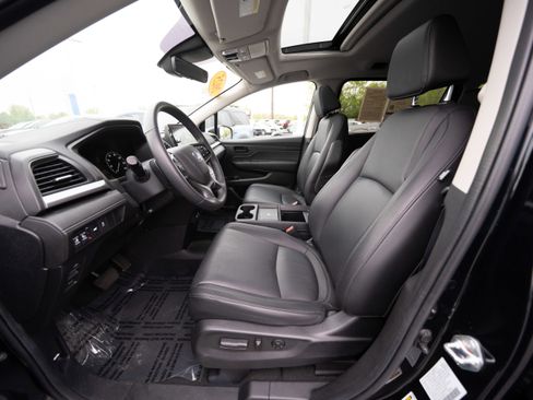 Used 2025 Honda Odyssey EX-L image 9