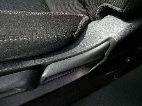 Used 2024 Honda CR-V LX image 20