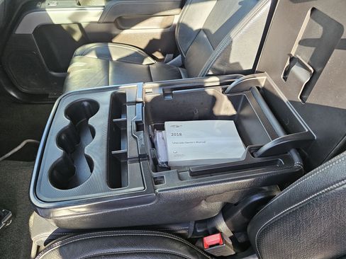 Used 2018 Chevrolet Silverado 2500 LT w/ LT Convenience Package image 20