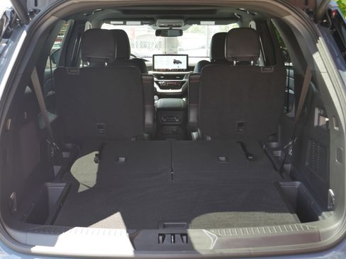 Certified 2025 Ford Explorer ST-Line w/ Premium Package AWD/4WD image 26