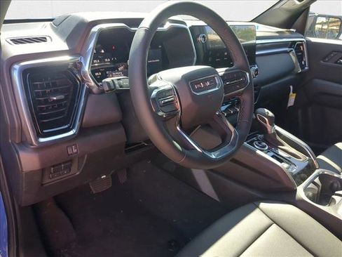New 2025 GMC Canyon Elevation w/ Convenience Package image 3