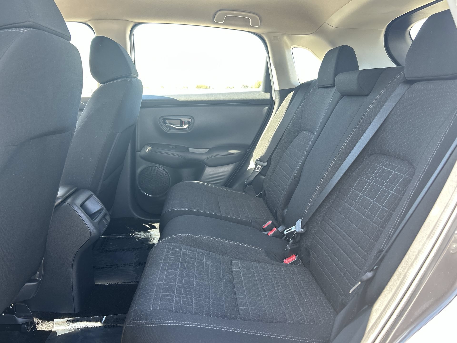 Certified 2025 Honda HR-V LX image 24