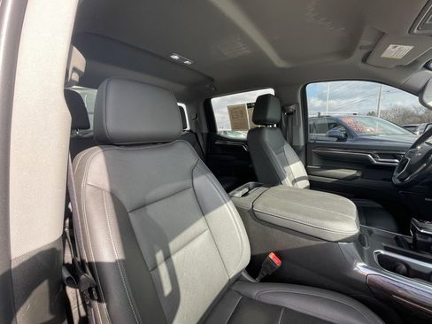 Used 2023 Chevrolet Silverado 1500 LTZ image 30