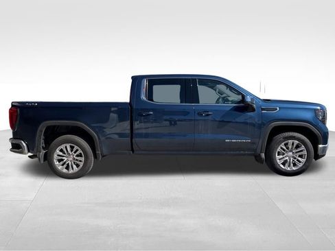 Used 2023 GMC Sierra 1500 SLE w/ Enhanced Capability Package AWD/4WD image 2