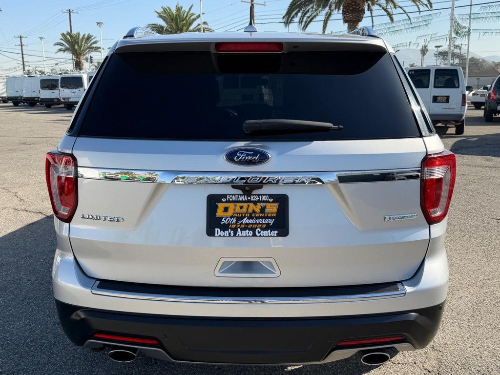 Used 2018 Ford Explorer Limited w/ Ford Safe & Smart Package FWD image 7