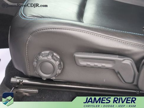 Used 2023 Jeep Wrangler Unlimited Rubicon 4xe w/ Cold Weather Group AWD/4WD image 23