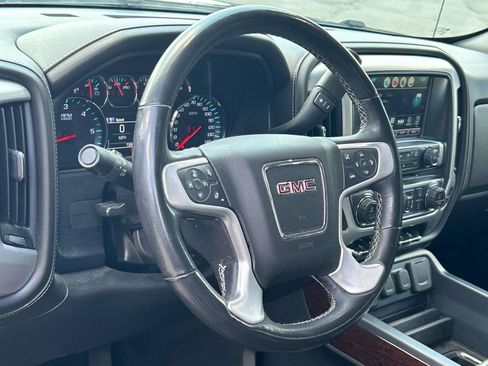 Used 2018 GMC Sierra 1500 SLT AWD/4WD image 16