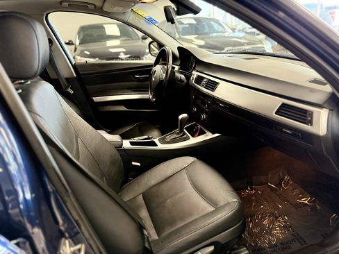 Used 2011 BMW 328i Sedan RWD image 16