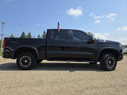 Used 2024 Chevrolet Silverado 1500 ZR2 w/ Technology Package AWD/4WD image 24