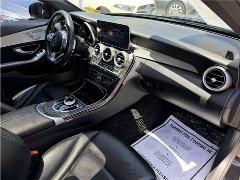 Used 2019 Mercedes-Benz C 300 Sedan image 31