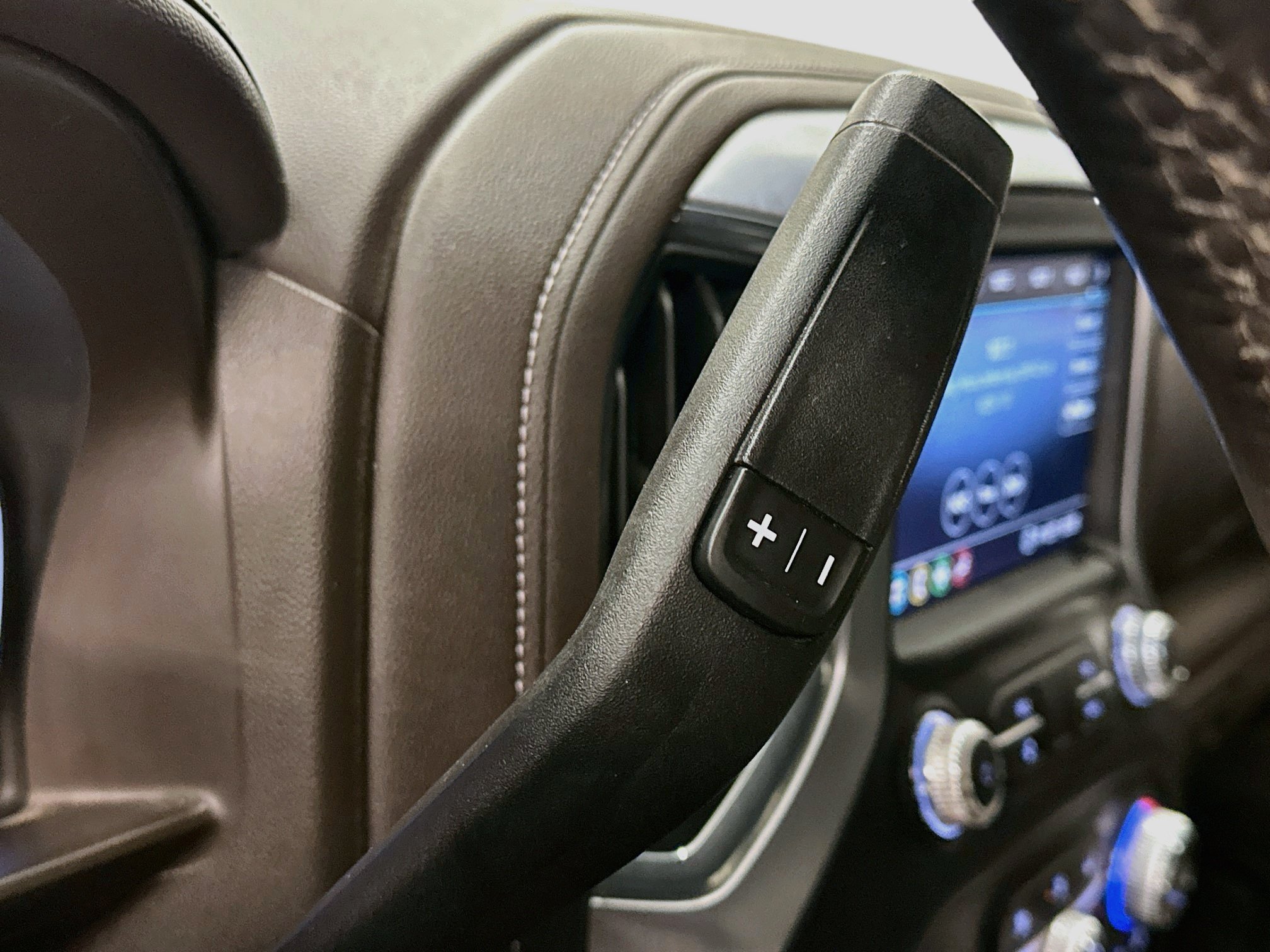 Used 2021 GMC Sierra 1500 SLT AWD/4WD image 25