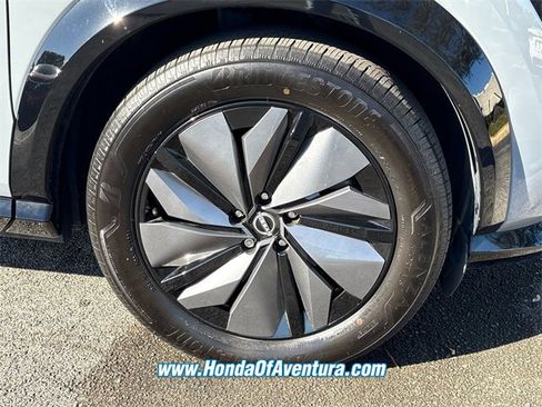 Used 2024 Nissan Ariya FWD image 9