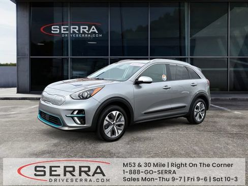 Certified 2022 Kia Niro EX FWD image 1