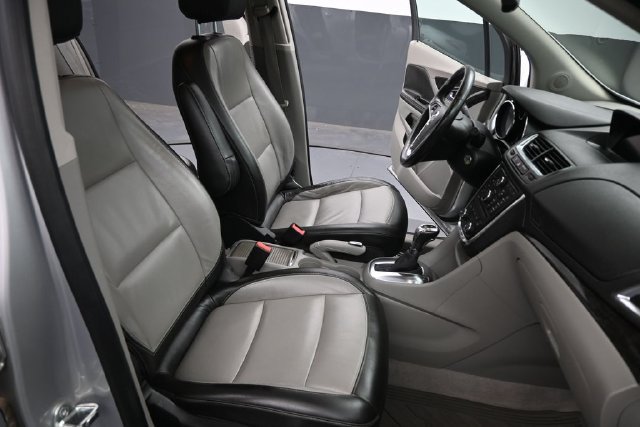 Used 2015 Buick Encore Leather FWD image 25