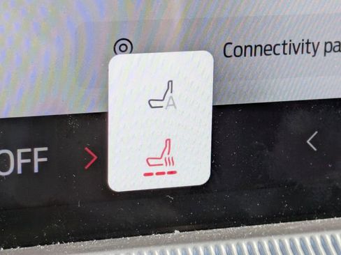 Certified 2026 Ford Explorer Active image 22