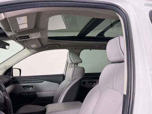 Used 2024 Honda Pilot Elite image 23