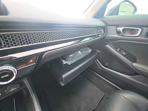Certified 2024 Honda Civic Touring image 22