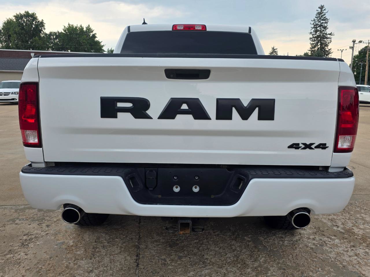 Used 2019 RAM 1500 Express w/ Wheel & Sound Group AWD/4WD image 16