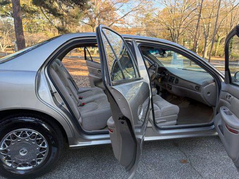 Used 2001 Buick Century Custom w/ Special Edition Pkg image 31