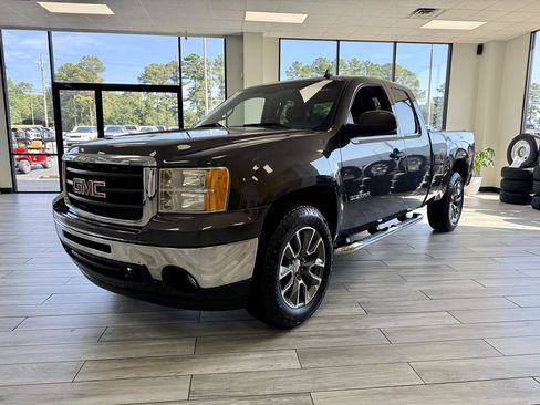 Used 2011 GMC Sierra 1500 SLE w/ Power Tech Package image 3