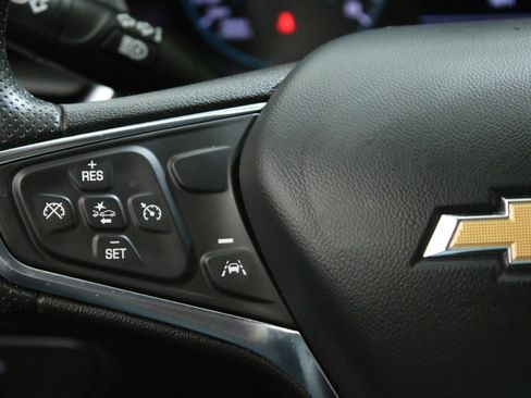 Used 2023 Chevrolet Equinox LS FWD image 13