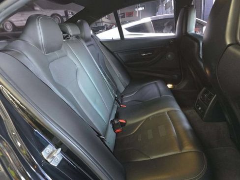 Used 2017 BMW M3 RWD image 6
