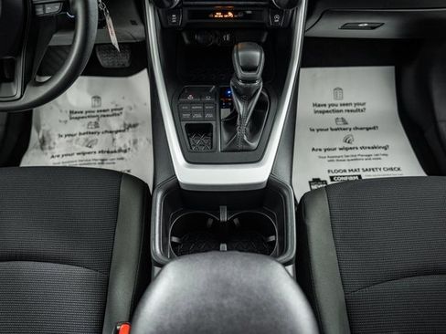 Certified 2024 Toyota RAV4 LE image 25