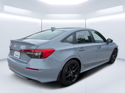 Used 2024 Honda Civic Sport image 3