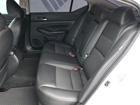 Used 2019 Nissan Altima 2.5 SR FWD image 17