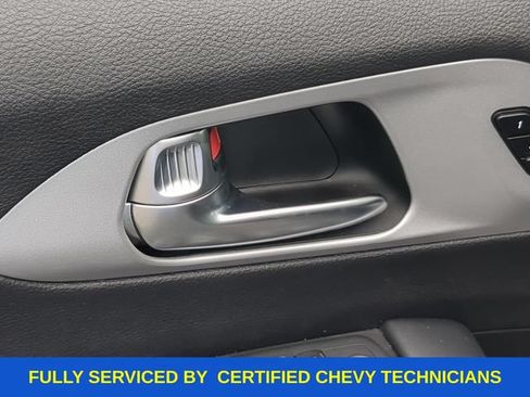 Used 2025 Chrysler Pacifica Limited FWD image 21
