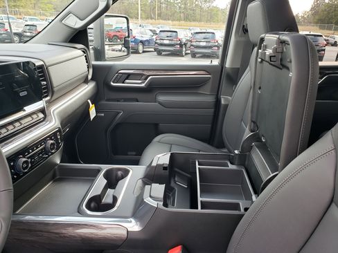 New 2026 Chevrolet Silverado 3500 LTZ w/ LTZ Plus Package image 28