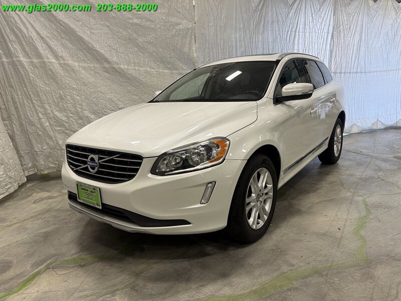 Used 2016 Volvo XC60 T5 Premier AWD/4WD image 1