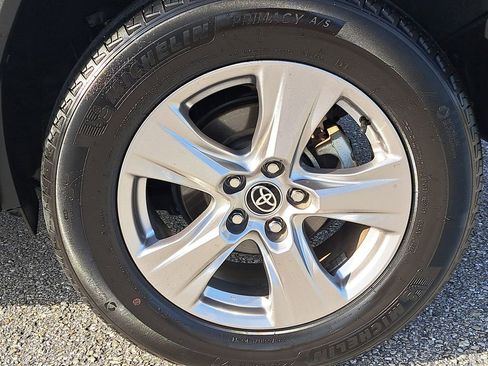 Certified 2023 Toyota RAV4 XLE image 5