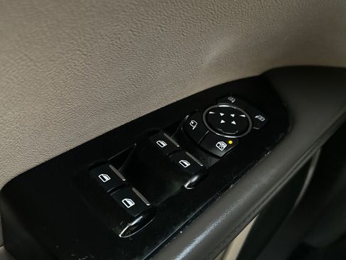 Used 2019 Lincoln Nautilus Reserve image 36