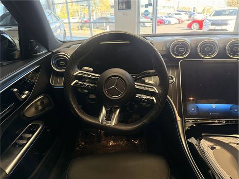 Used 2023 Mercedes-Benz C 43 AMG 4MATIC Sedan image 5