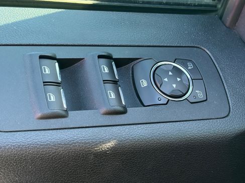 Used 2015 Ford F150 XLT w/ Equipment Group 302A Luxury image 8