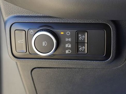 Used 2025 Ford Explorer ST-Line image 22