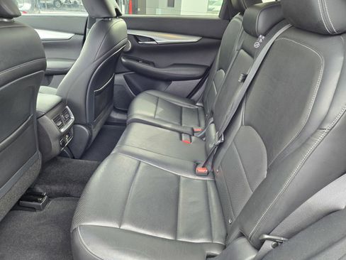 Used 2019 INFINITI QX50 Essential w/ Proactive Package image 24