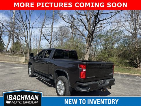 Used 2020 Chevrolet Silverado 2500 High Country w/ Z71 Off-Road Package image 3