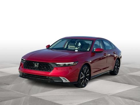 Used 2023 Honda Accord Touring image 4