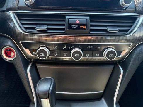 Used 2018 Honda Accord Sport image 26