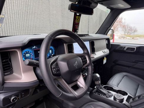 New 2025 Ford Bronco Outer Banks image 9