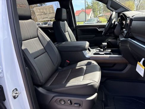 New 2026 Chevrolet Silverado 1500 High Country AWD/4WD image 30