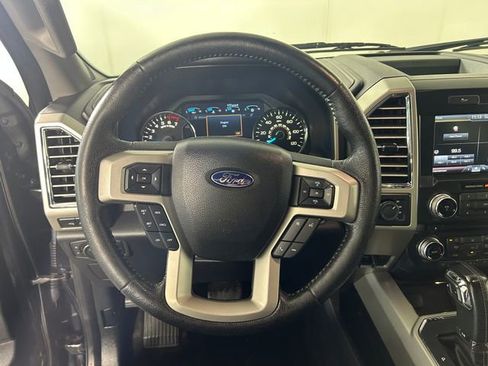 Used 2015 Ford F150 Lariat w/ Equipment Group 502A Luxury image 15