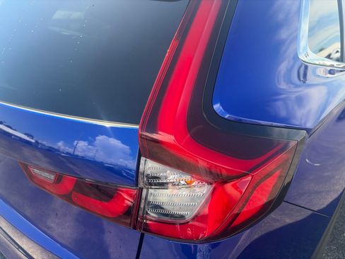 Used 2024 Honda CR-V Sport image 15